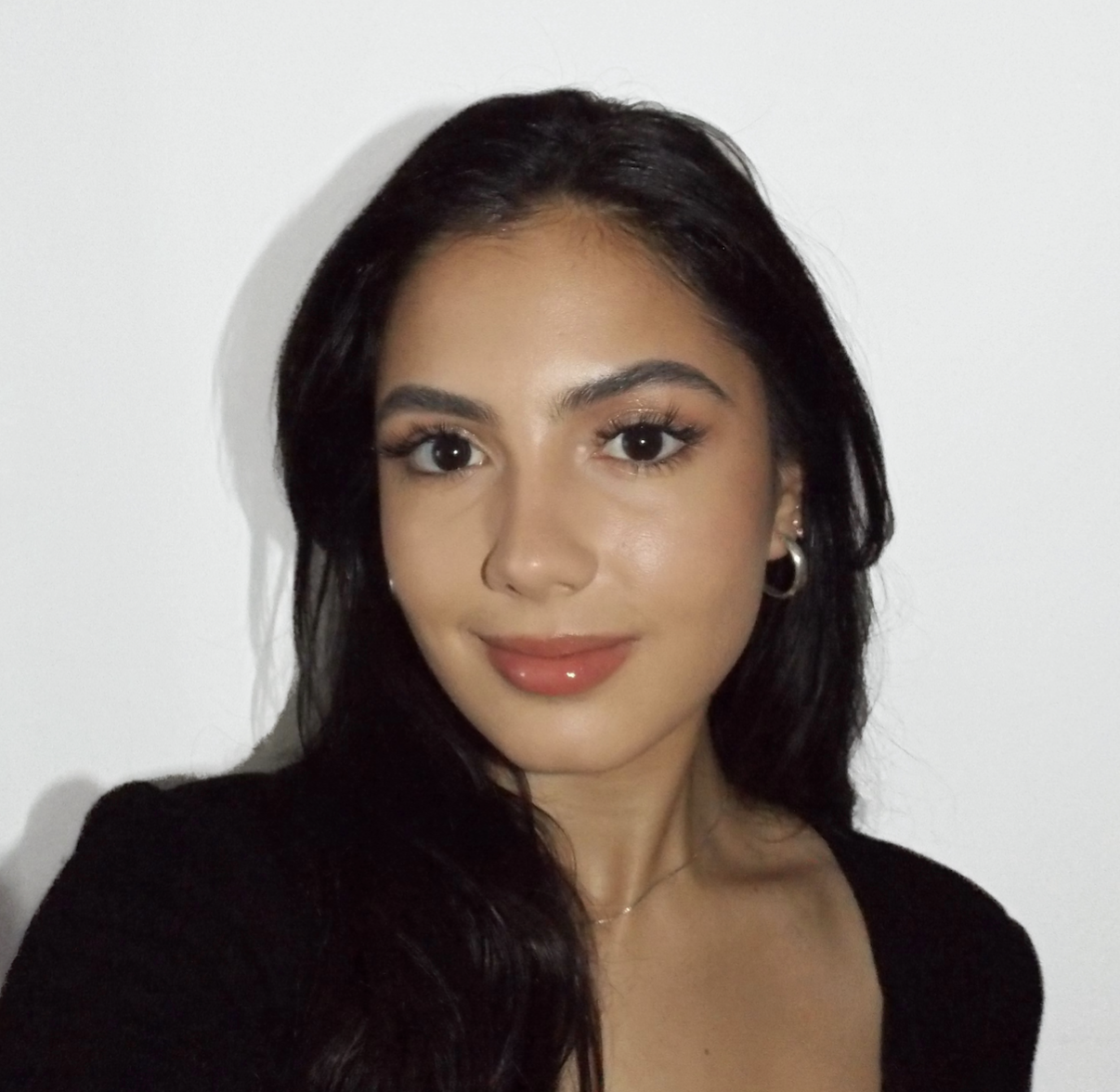 Portrait of Amaris Meléna Efthimiou